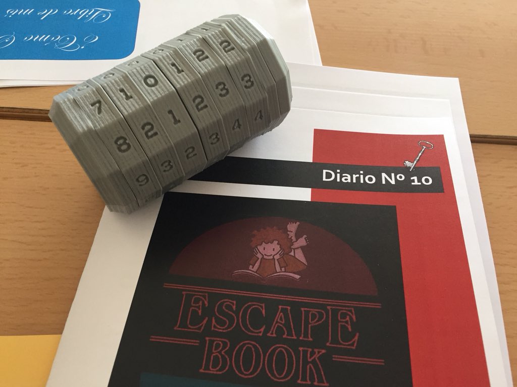 maiteroes's tweet photo. #FLZAMORA18 Gran Jornada de trabajo con los equipos del CFIE de Zamora y Benavente. Enganchados a tope al “Escape Book”. Si estás interesado en participar con nosotros del juego del que no podrás escapar, no olvides inscribirte en la VI Jornada Provincial de Fomento de la Lectura https://t.co/OIr7d4MyDB
