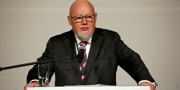 Berlin should back IMO scrap deal and reject Brussels dlvr.it/QKCRyx