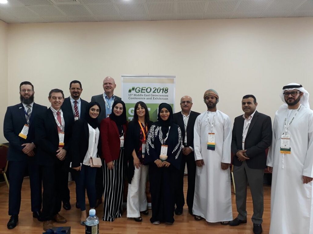 GsoOman's tweet image. اختتام أعمال اللجنة المنظمة لبرنامج المحاضرات في مؤتمر البحرين الجيولوجي 2018 بمشاركة الجمعية الجيولوجية العمانية ممثلة بنائبة الرئيس الدكتورة عائشة الحجرية.
#فعاليات_GSO 
#Geo18
#Bahrain