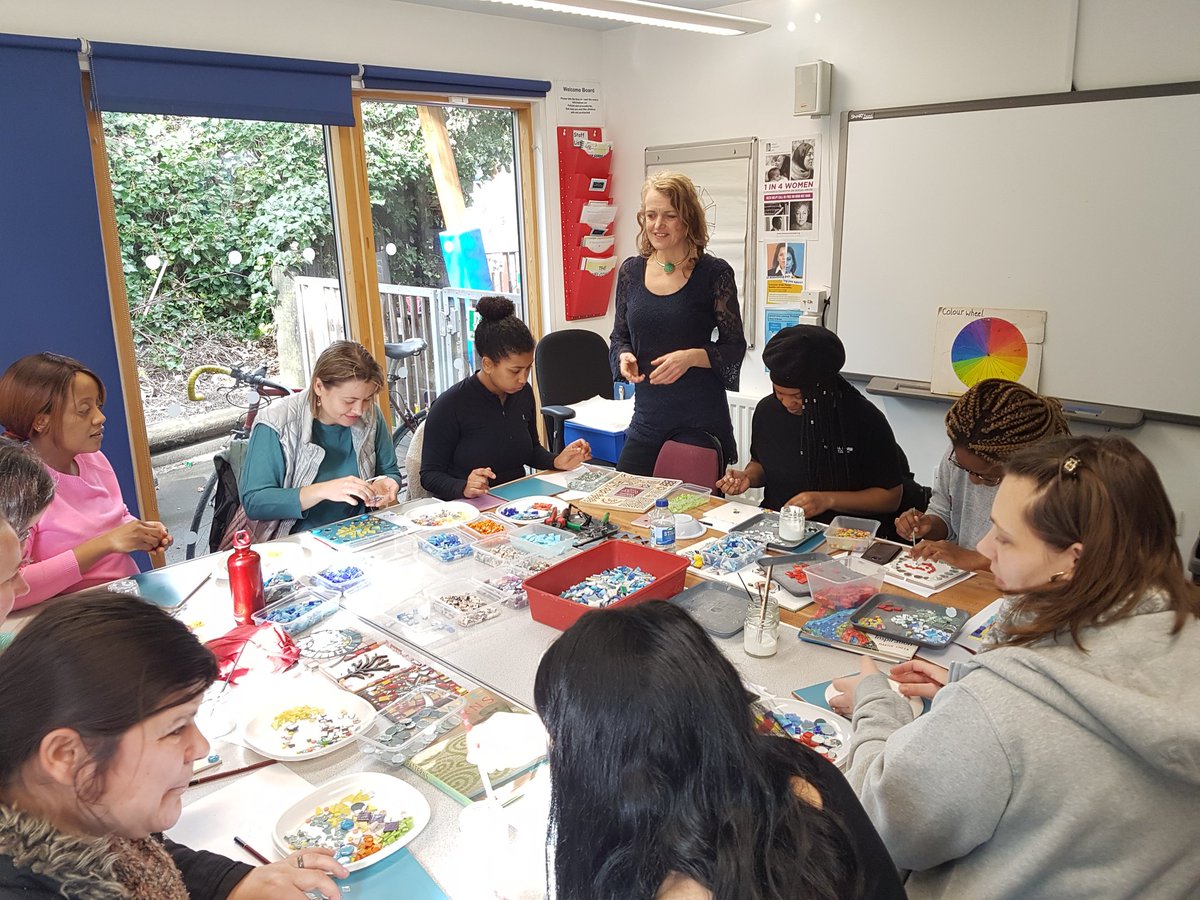 BTHBetterstart's tweet image. Celebrating International Women&apos;s Day with @Art4Space and @LeapLambeth #InternationalWomenDay2018 #ststephenschildrenscentre #leaplambeth