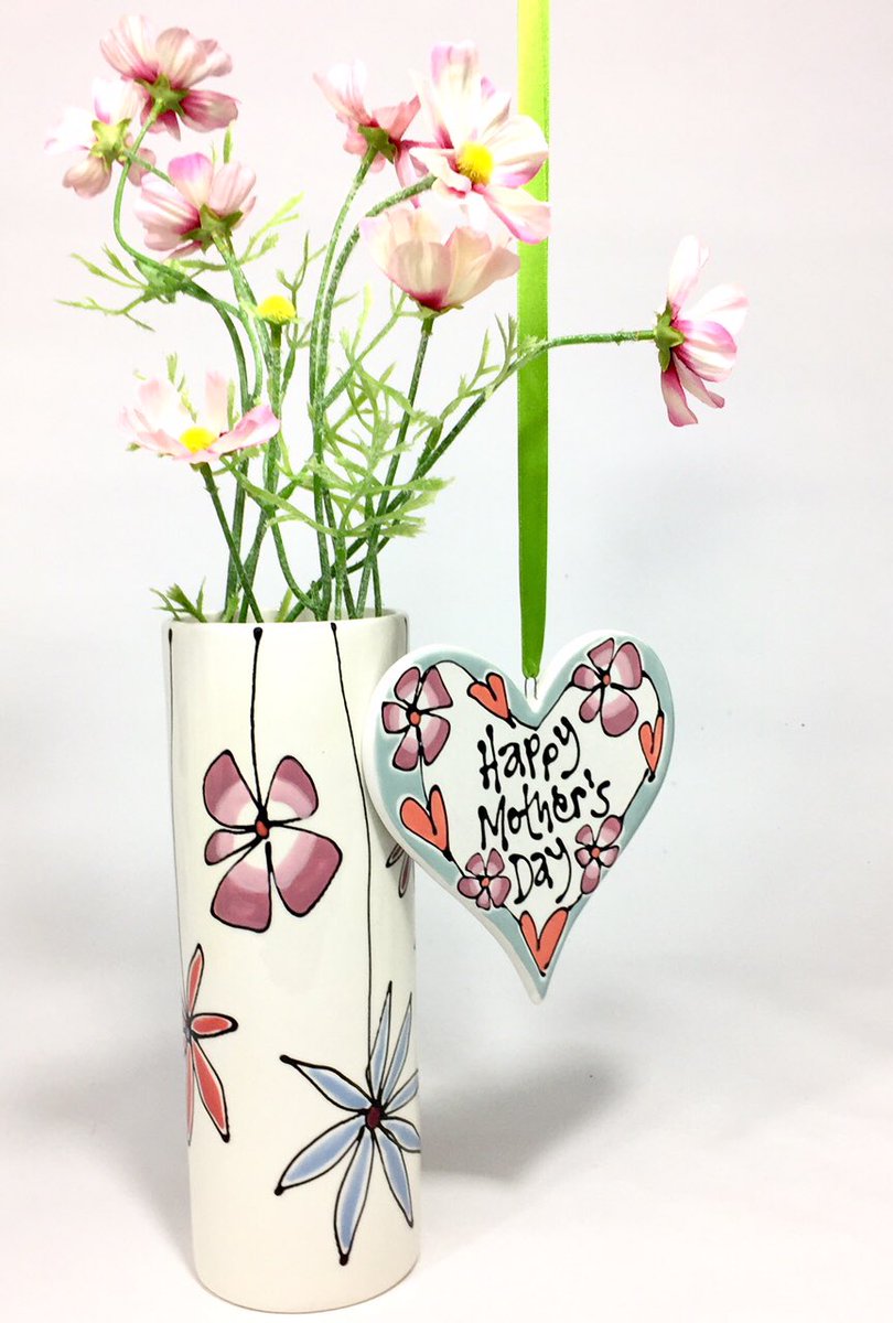 Don’t panic - there’s still time to arrange a gorgeous ceramic gift for your wonderful mum this Mothers Day. Pop in to the gallery or call us on 01502 722433 and together let’s put a smile on her face this Sunday! 💕🌸🌷
