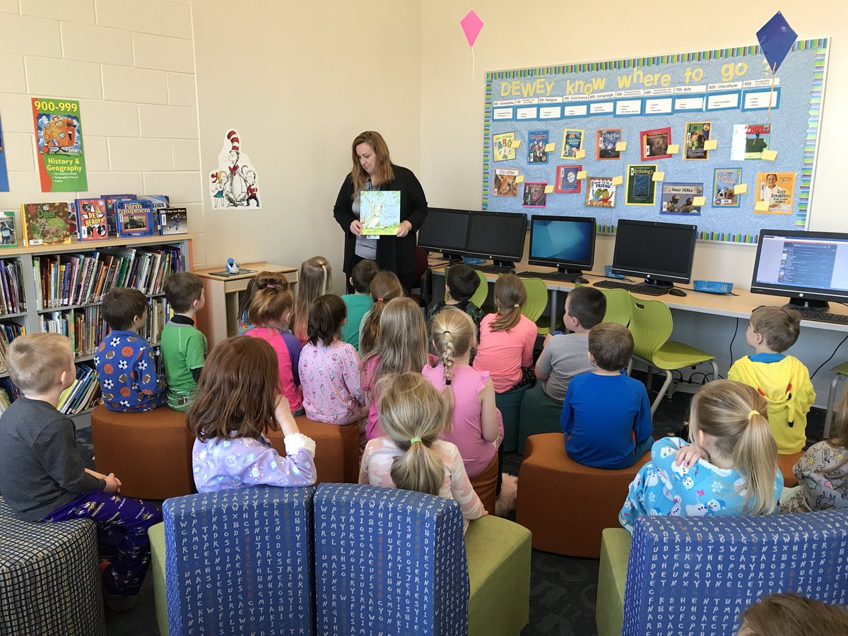 susburris's tweet photo. Kdgn Mystery Reader, Jen Keeler! #MorrisJays https://t.co/zgOltulXBo