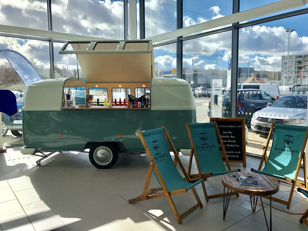 Infinespirits1's tweet photo. A lovely sunny day today @Marshall_VW South Oxford for their VIP Privilege Event. We are here until Sunday serving mocktails and soft drinks. https://t.co/VG2ICA3nM0