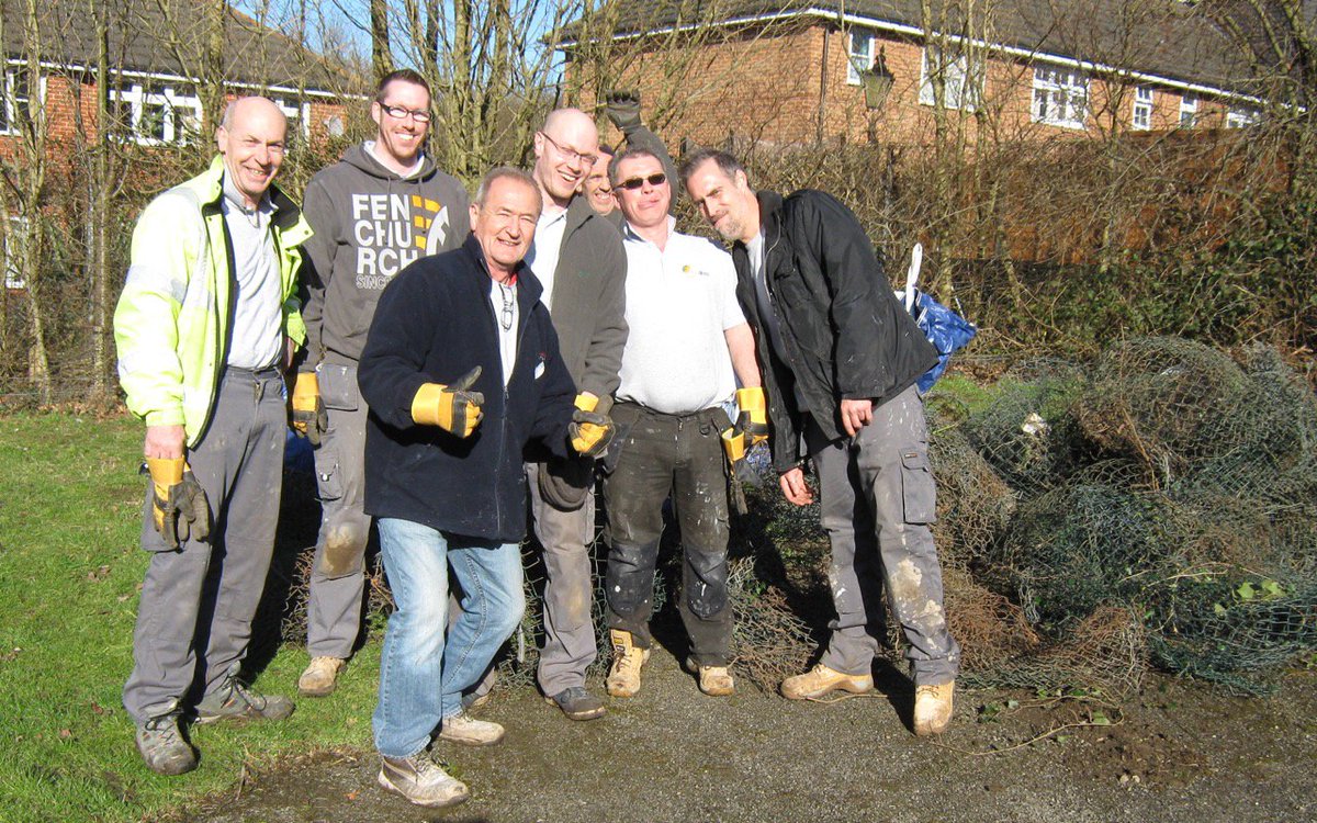 mhshomes's tweet photo. All of our staff complete a #DayforKent each year. Today was the turn of our Corporate Services team. They helped paint @friendsofwisdom ππ»We've also helped @Foal_Farm @FortAmherst @KentWildlife @Medway_Foodbank & more. #ukhousing #charity #volunteer *SB https://t.co/P20SL49ijU