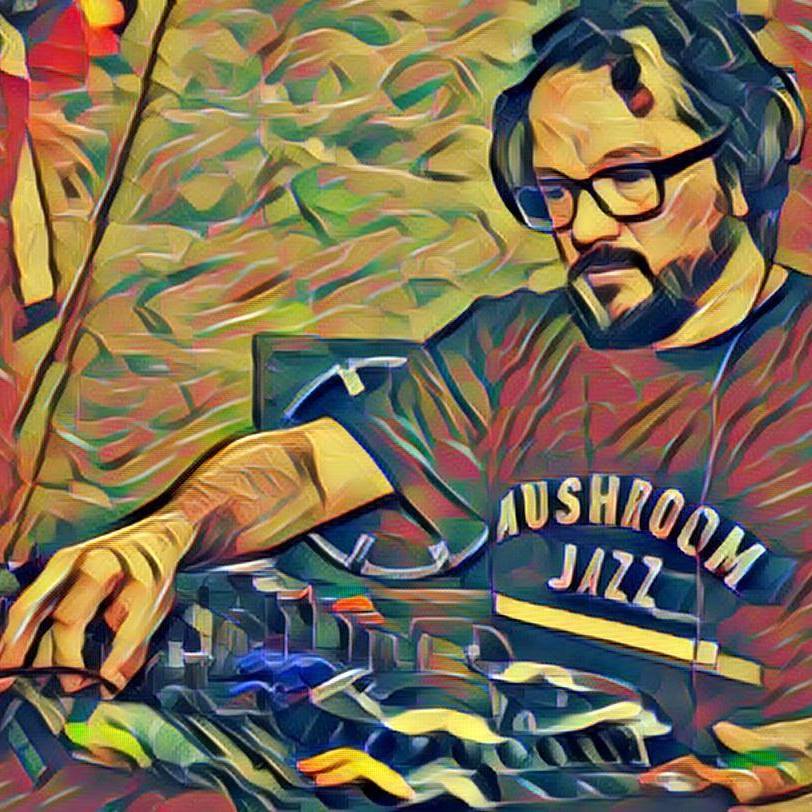 TOMORROW NIGHT: Mark Farina will be playing BOTH Mushroom Jazz and house music for his set, what a treat! Join us for the first BINARY at our new home in Central Square at Sonia. Tix: bit.ly/BINARYMarkFari…