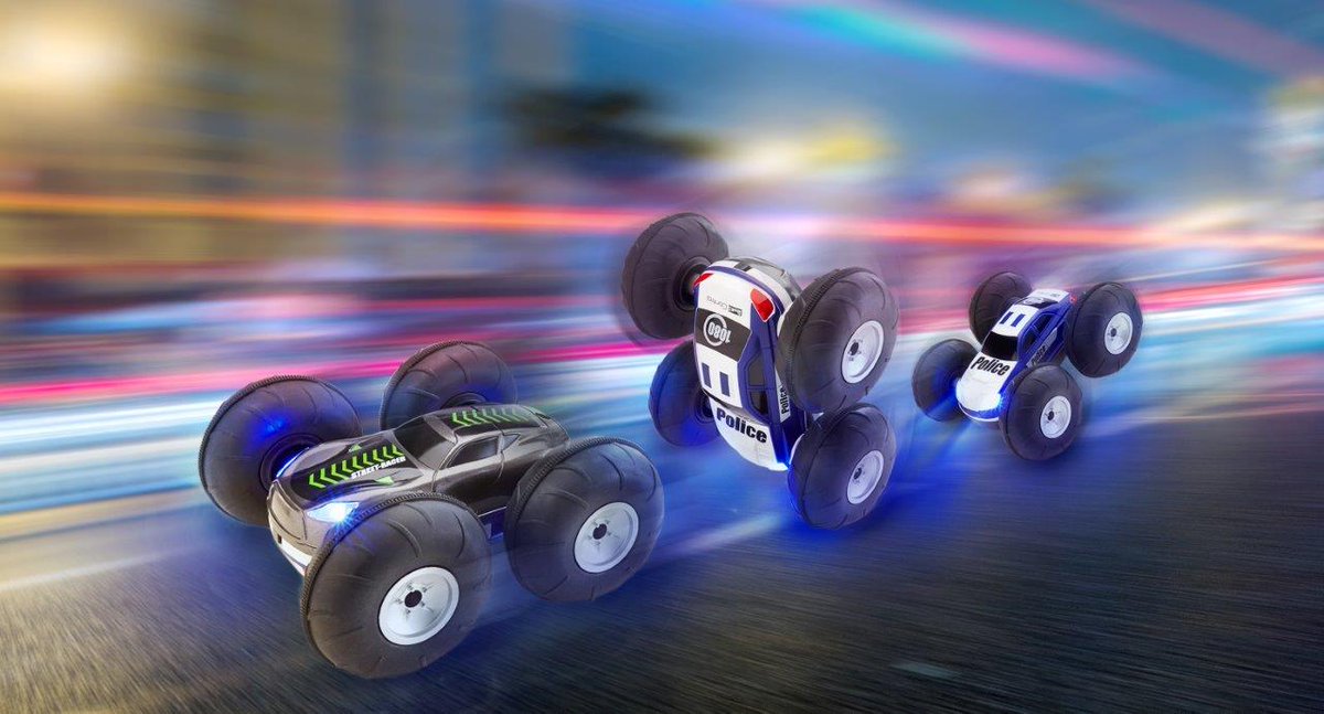 Revell UK tweet media