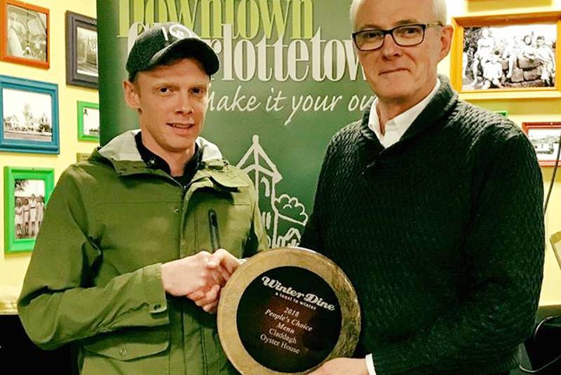 Congratulations to @CICPEI alumnus, Chef Mitchell Jackson of the @CladdaghOysters, for winning the 2018 WinterDine People’s Choice Menu! Details here: bit.ly/2trSmGH @hollandcollege #hcproud #hcalumni #awardwinningchef