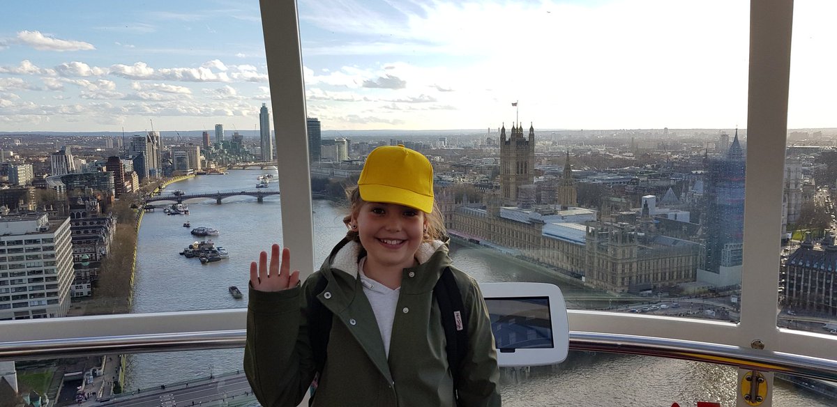 St_Benets's tweet photo. @HPWassociates @gmmjparker Hi from the London Eye! #Londonstbenets2018 #eyelovelondon https://t.co/vakFP71vWL