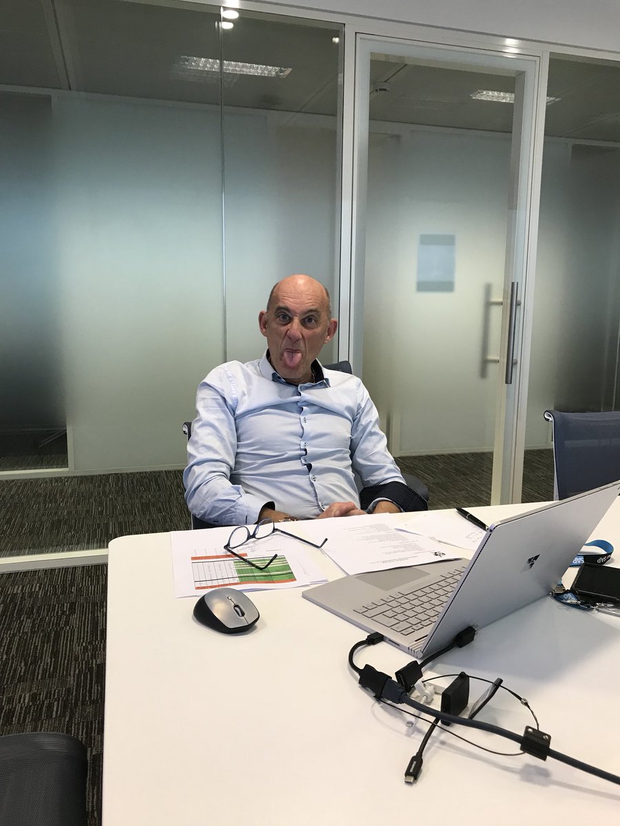 Annie Sc tweet media