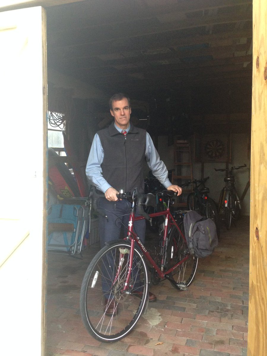 Headed to WakeMed for orientation.  Fischer Clinic patients can now see their own doctor at WakeMed.  Old school.