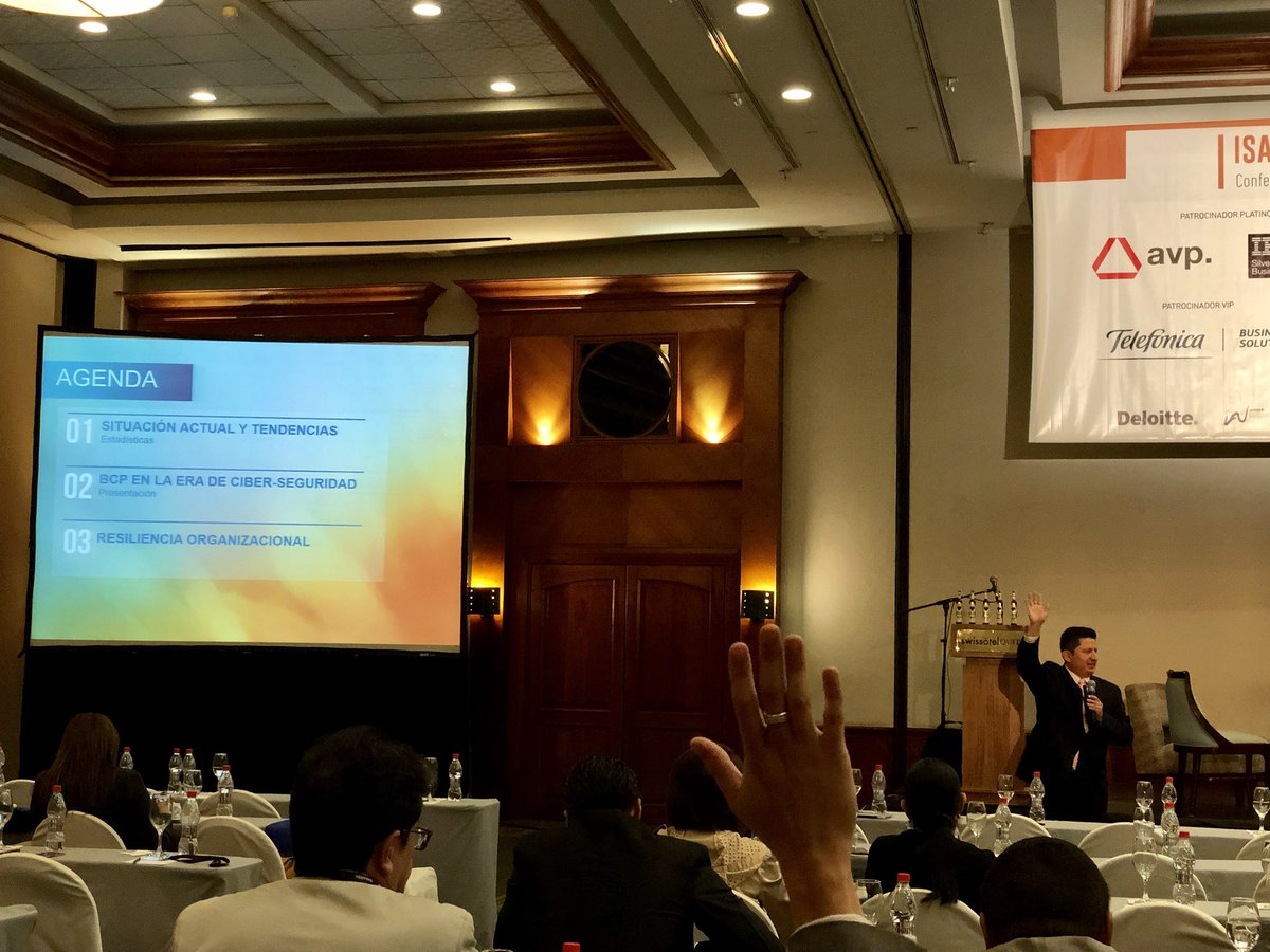 isacaEC's tweet photo. Conferencia de @mariourena en el #ISACAFULLDAYec 
1. Situación actual y Tendencias 
2. BCP en la era de ciberseguridad 
3. Resiliencia Organizacional https://t.co/bfupQwXslq