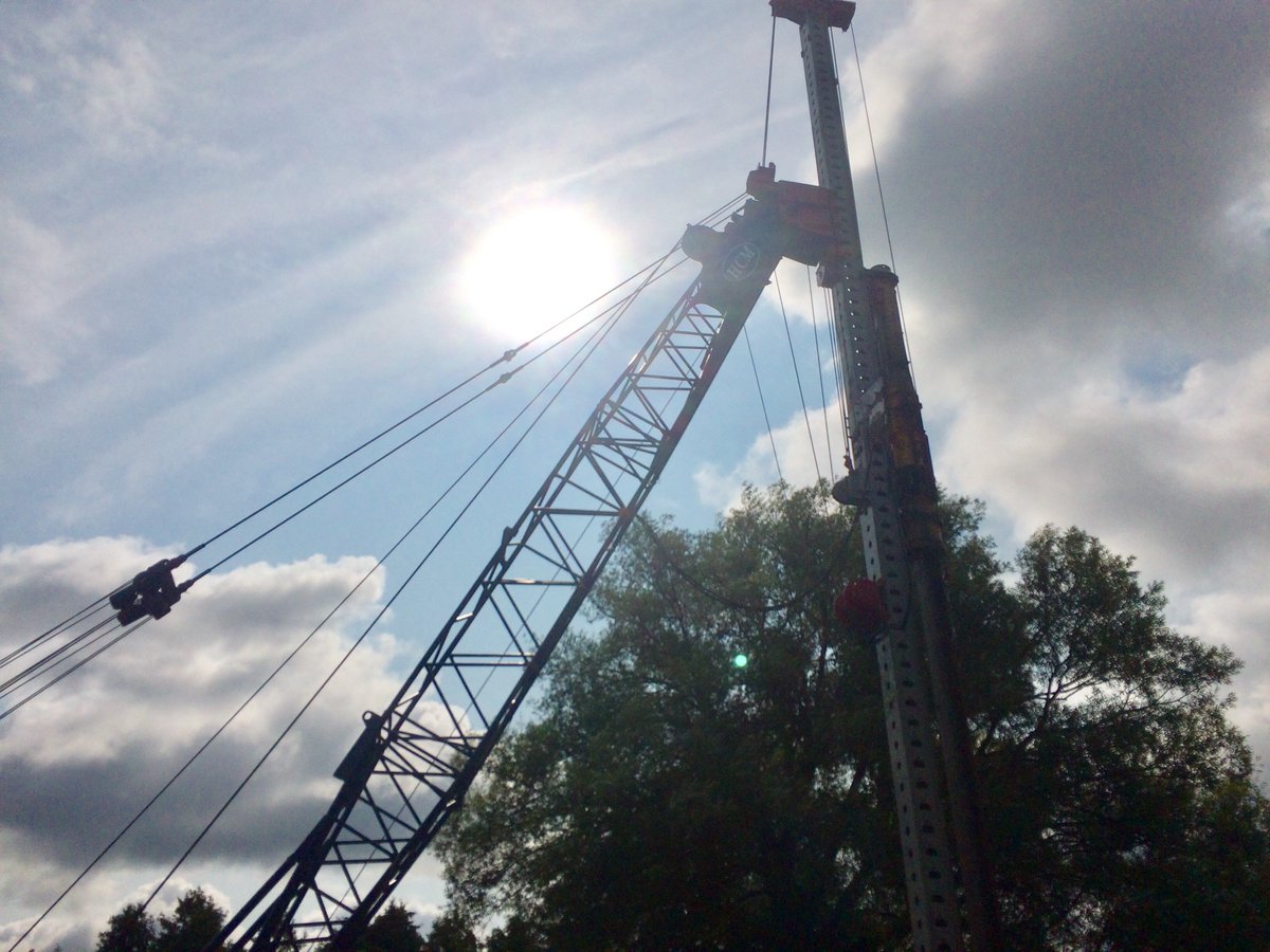 hcmatconinc's tweet photo. HCM driving piles in Ontario. #hcminnovation #piles #piling #drillrig #deepfoundations #geotechengineering #drivenpiles #piledriving #heavyequipment #construction #constructionlife #crane https://t.co/rXZO6RScNc