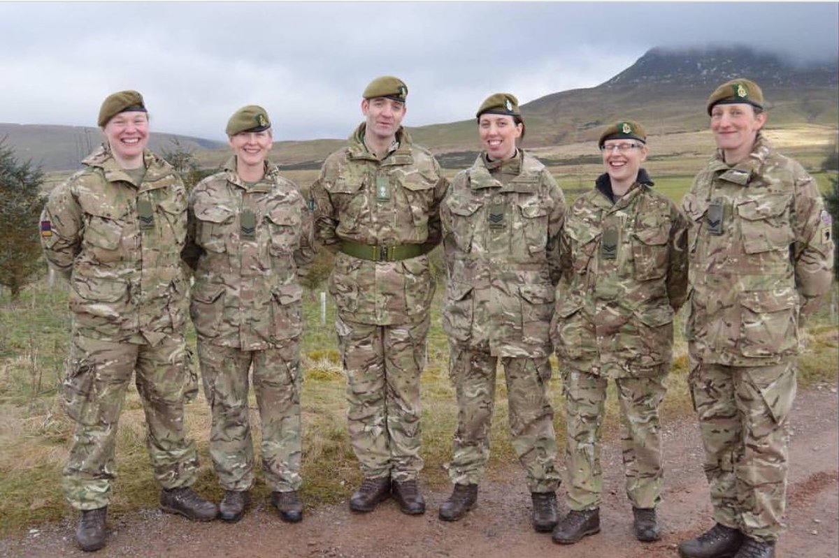 Happy #InternationalWomensDay - #4YORKS, our #ArmyReserve battalion are leading the way in recognising the effort and achievements of our adopted #Warrioresses, who provide mission, critical, medical and administrative support to the Battalions #FFTB