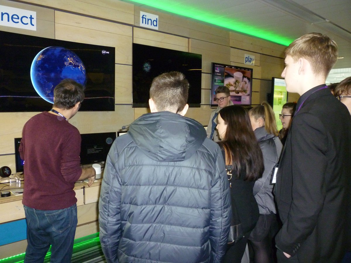 ChadFilmMedia's tweet image. Excellent afternoon visiting BBC at Media City, Salford with some of our Sixth Form Btec Creative Digital Media and A Level Film Studies students. Saw  @BBCBreakfast studio, hi-tec gadgetry and excellent presentation about careers and apprenticeships