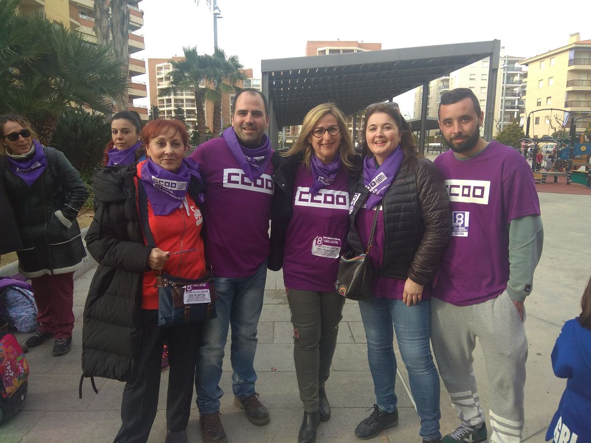 haro_merce's tweet photo. @ccoocatalunya @AlbagarciaSAL @ccoo_serveiscat @FragadisCcoo @Angel9deJunio El comerç de CCOO surt al carrer contra les viòlencies masclistes i la bretxa salarial https://t.co/BeiOxTNN2j