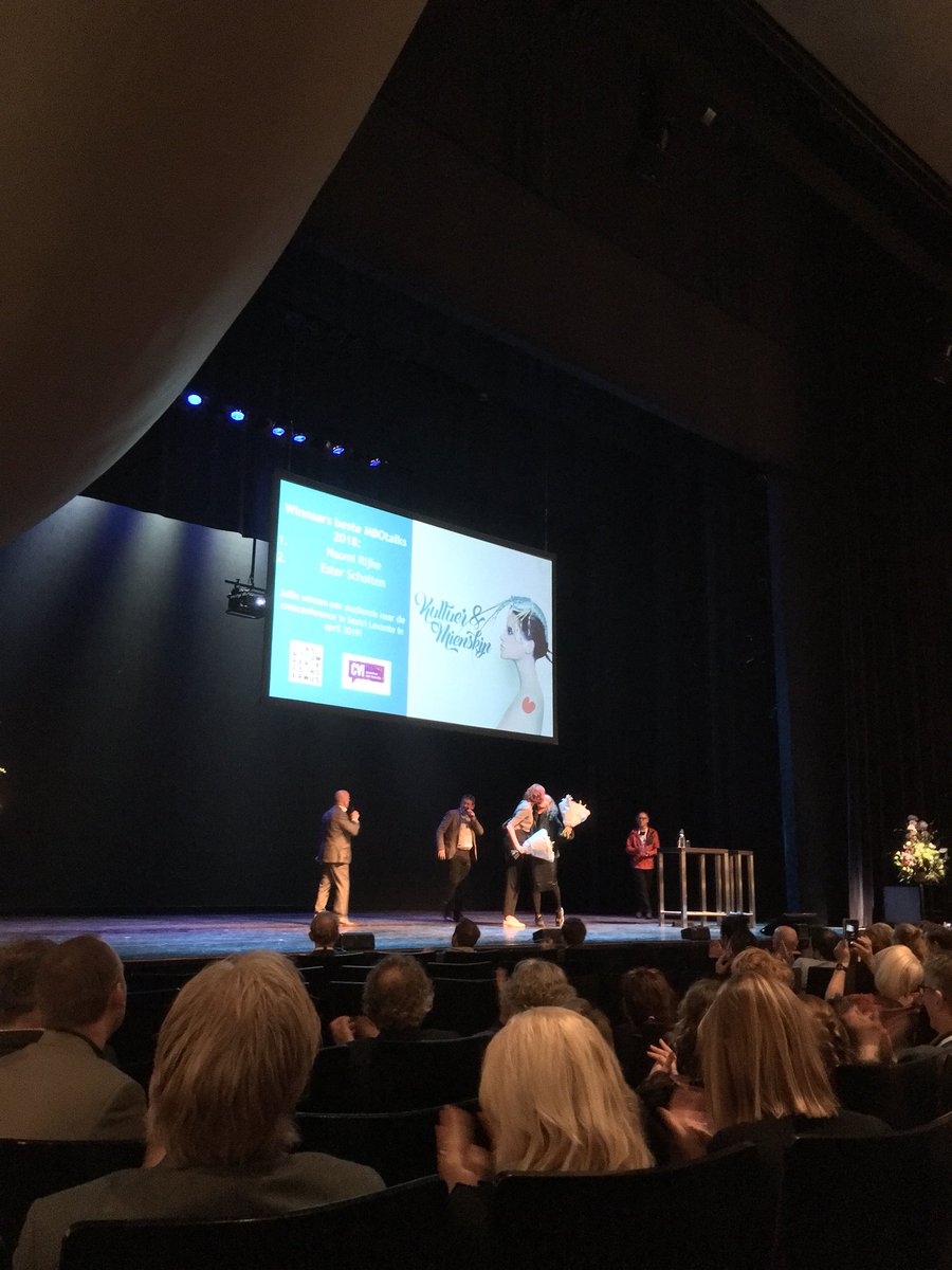 Consortium_v_I's tweet photo. De winnaars van de MBO Talks prijs (reis naar Sistri Levante de Crea Conferentie 2019) zijn Naomi Rijke @roctop1 en Ester Scholten @rocnijmegen Gefeliciteerd! Mede aangeboden door @consortiumbo https://t.co/qQrCf0soHF