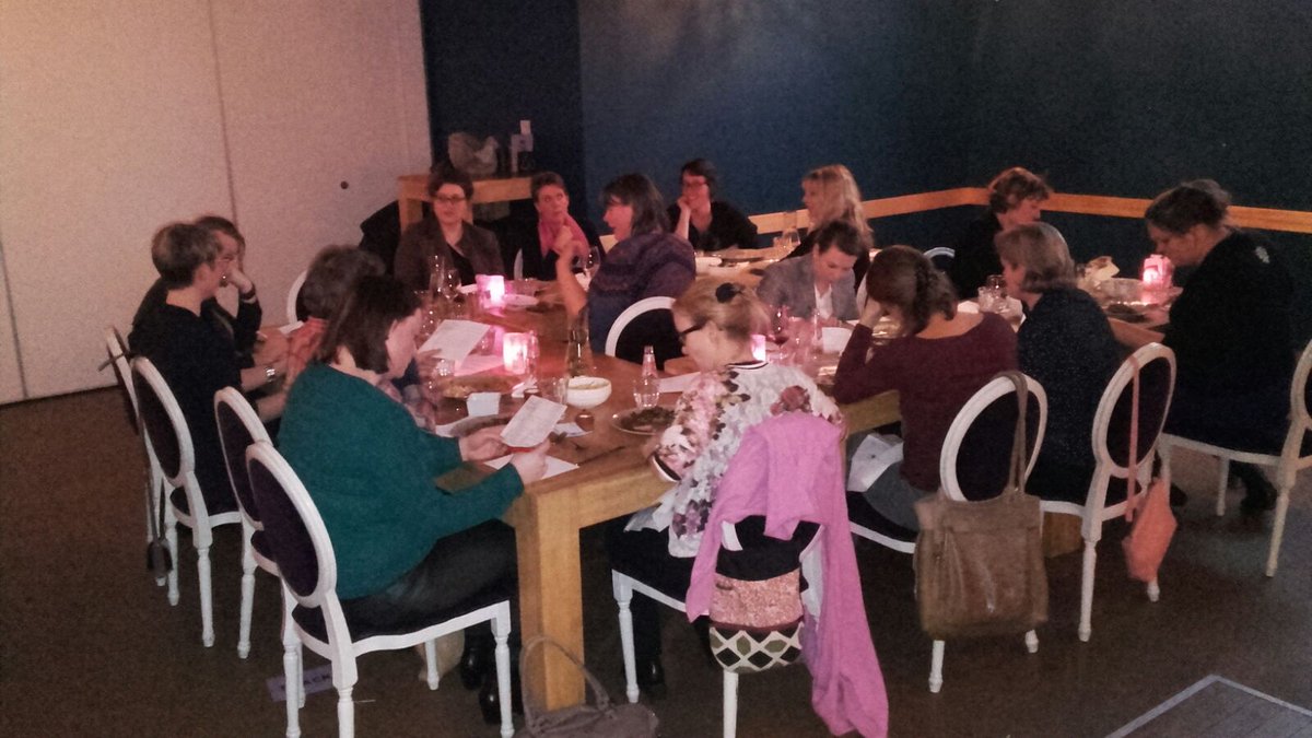 Ben én/of ken jij een ondernemende vrouw die graag op een ongedwongen manier wil #netwerken? #inspireren
Suggestie: <a href="/bitesenbusiness/">Bites & Business</a> (Groningen)
Locatie <a href="/HampshirePlaza/">Hampshire Plaza Hotel</a> Wanneer? woensdag 14-03 #netwerkdiner #050
Aanmelden/info: bit.ly/2mo87sq 
We ontmoeten je graag!