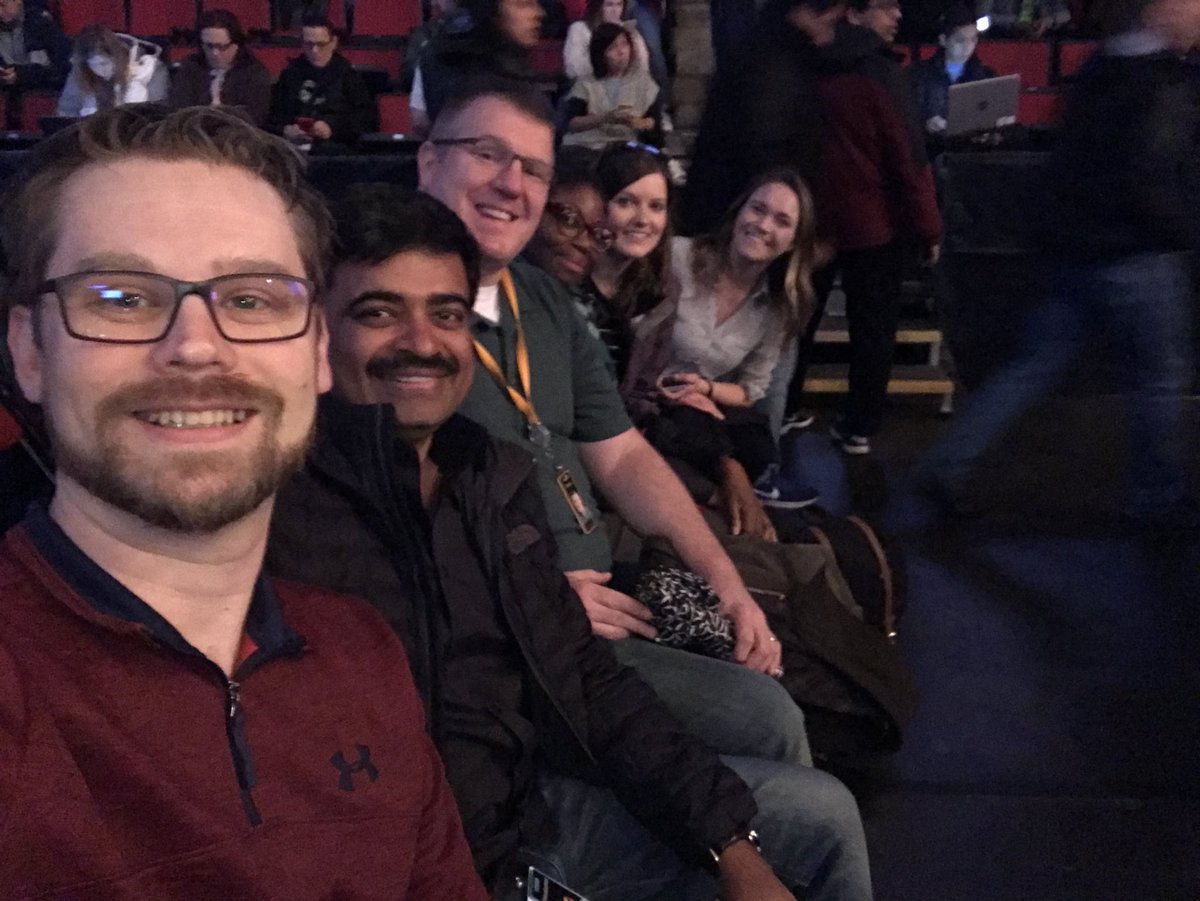 bry5279's tweet photo. Seattle All Hands! #bepeculiar #amazon https://t.co/MJixR1fBw2