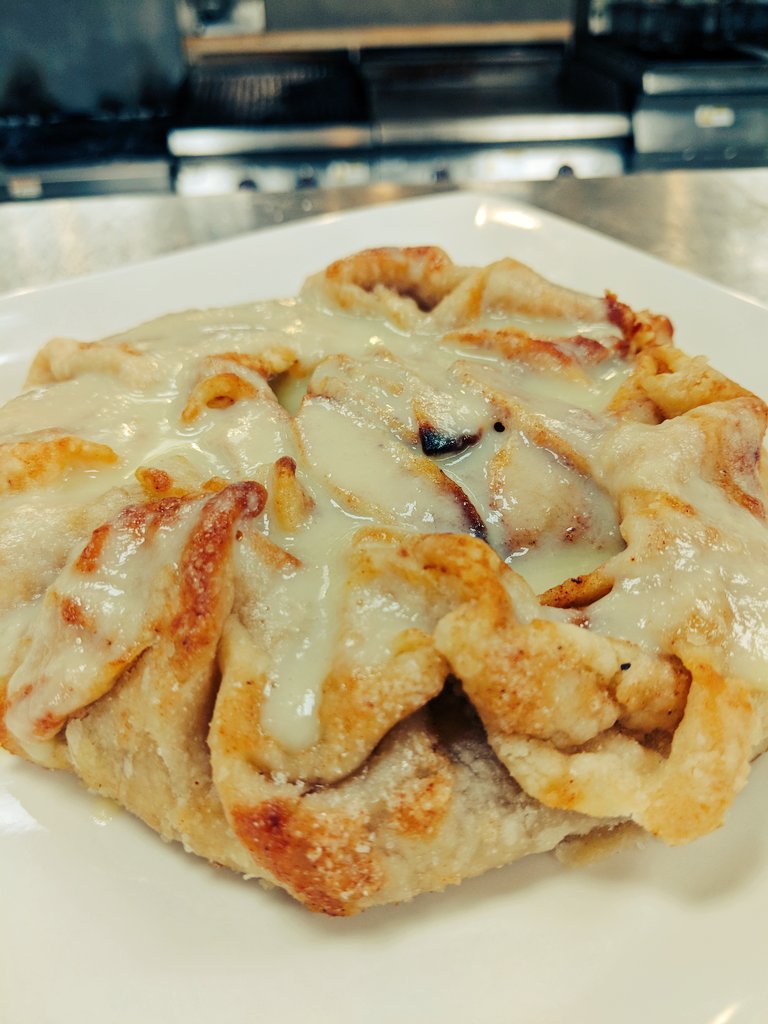 CulinaryArtsPHS's tweet photo. Practicing for the NOCTI a delicious apple crostata @PHSCareerTech @JohnJarmato @StevenP00013793  #culinaryartsstudents #dessert #applecrostata #NOCTI https://t.co/CXjHvuCgb3