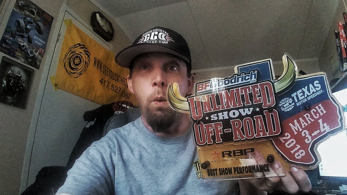 Pit_reporter's tweet photo. That's right the #racerslounge as a whole got a trophy as well. I couldn't do it without all the owner/drivers.. This is for you! I will display it proudly!!!! #seeyouonthetrail #syott #unlimitedoffroadexpo #uore https://t.co/5MBJm6rtOs