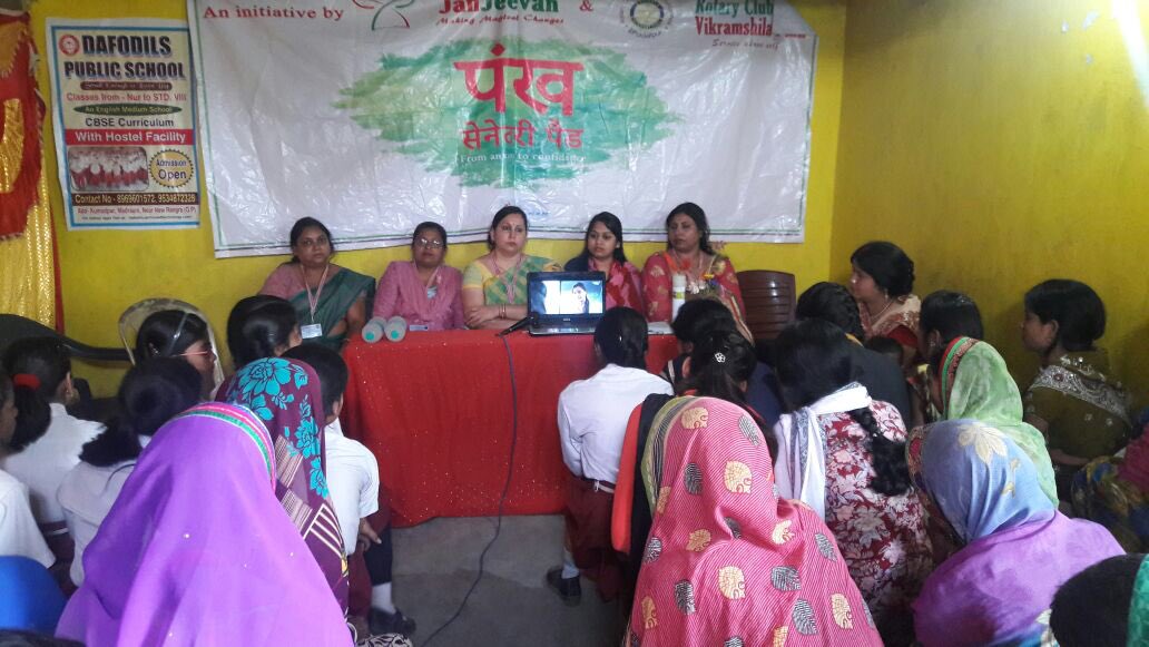 ngojanjeevan's tweet photo. Witnessed both sides on menstrual hygiene this Women's Day. Where in one school the females were all upfront in clearing their doubts on Menstrual hygiene, had a fun &amp; interactive session with them 💖 #InternationalWomensDay #MenstrualHygiene #StandByHer https://t.co/ECkVVu3hZR