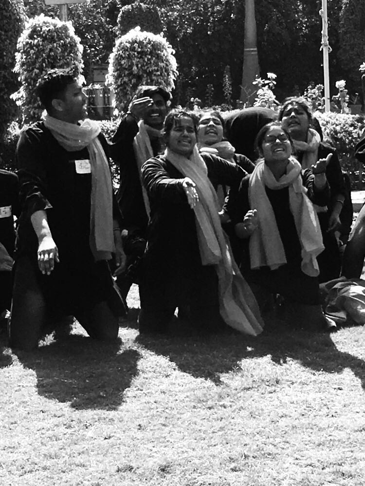 Junoon_dsec's tweet photo. While death penalty exists for criminals in India, but still 'non-brutal' rapes and acid attacks don't find their way into it. #WomensDay https://t.co/VotNokS5SI