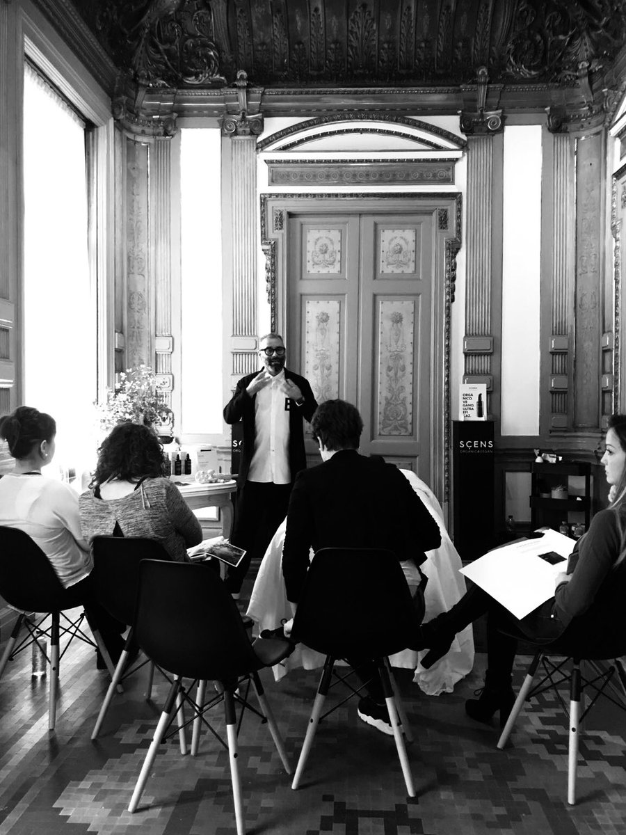 Ilusión por la #formación, la #estética, la #cosmetica #cosmeticaorganica #cosmeticanatural #cosmwticavegana #organico #vegano