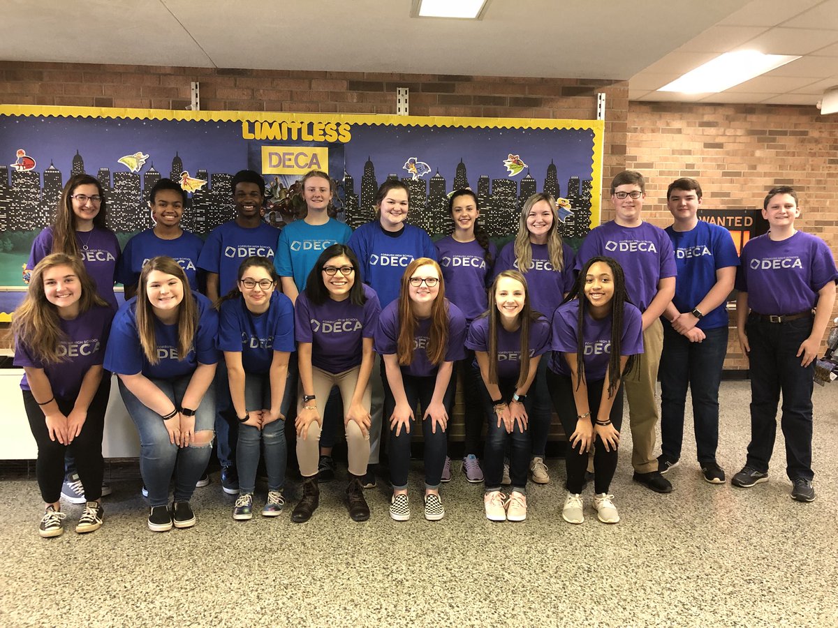 falcon_deca's tweet photo. good luck to those competing in the DECA State Competition!!! 👏🏼👏🏼👏🏼 @ForbushHS #fhsdeca https://t.co/iwdURlPQtL