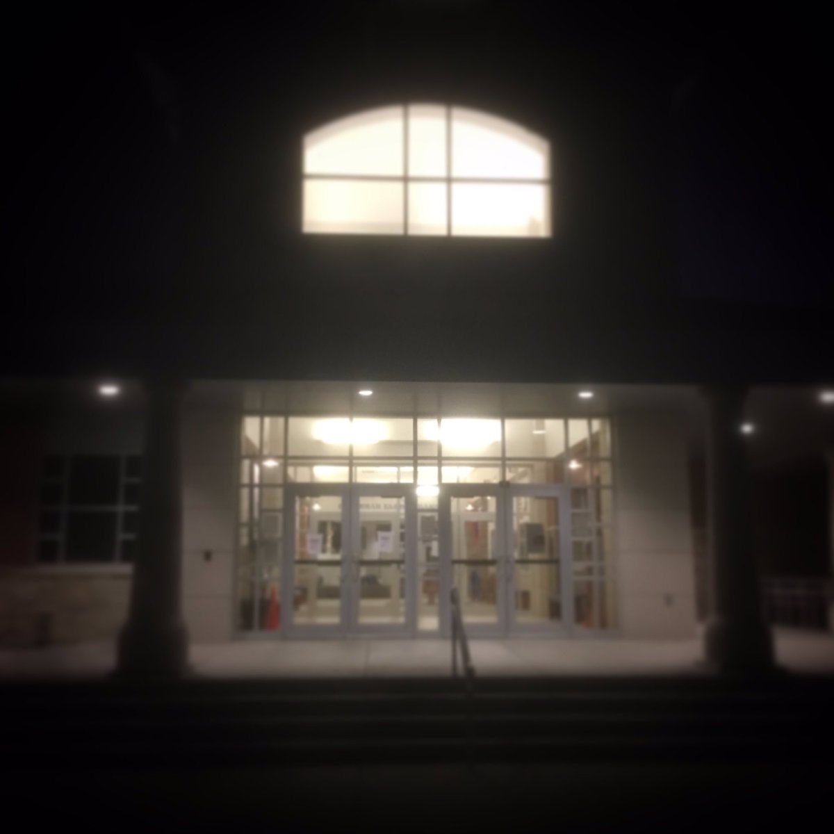 McWilliamsMike1's tweet photo. Daily, leaders must wrap themselves in a purpose that's BIGGER than who they are! Today, I'm ready to positively impact the lives of students and staff! #Leadership #LeadershipDevelopmemt #PrincipalLife https://t.co/LIRENS0Zil