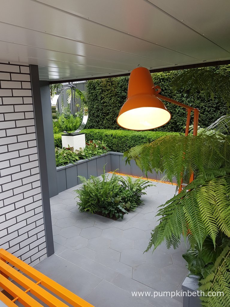 pumpkin_beth's tweet photo. Read my interview with Garden Designer Kate Gould and find out about the #GoldMedal and Best Fresh Garden Kate designed for the #RHSChelsea Flower Show here:
#internationalwomensday2018 #IWD2018 #PressforProgress #plants #urbangardening #urbangarden 
https://t.co/riW1pWSV4b https://t.co/PsGmIm8eK0