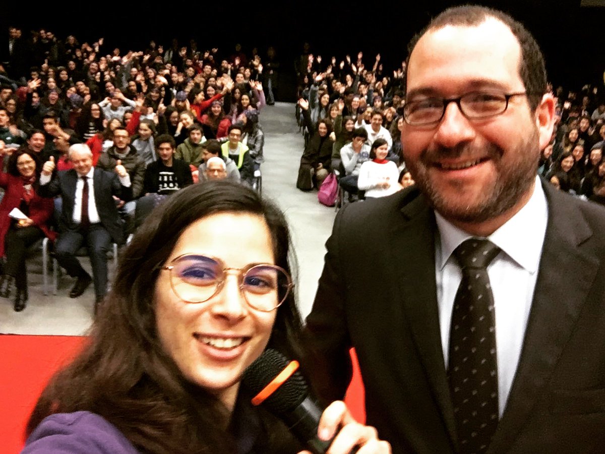Projeto_80's tweet photo. Na Escola Secundária de Amarante, o ambiente vivido não podia ser melhor! Hoje contámos com a participação especial de João Costa, Secretário de Estado da Educação.
Malta, vamos dar tudo durante o dia!🚀😁♻️ #Projeto_80 #OcupaoTeuLugarnaHistoria #MocheDáTudobyProjeto80 https://t.co/Adajao94BE