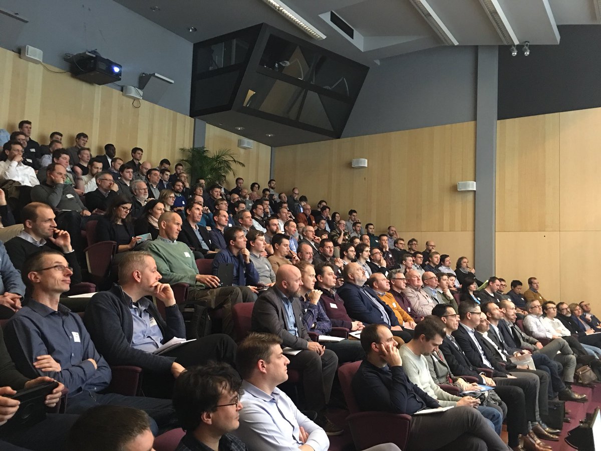 element61's tweet photo. #MicrosoftBA2018 a fullhouse indeed @Microsoftbe @SQLServer @Azure @MSPowerBI https://t.co/Hvdv6hjTu9