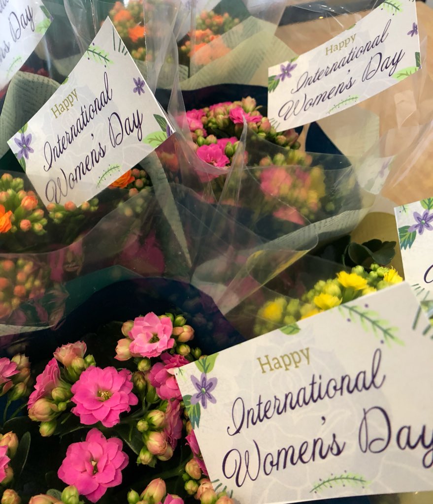 AJKnight11's tweet photo. Shout out to my dream team today. The hospitality industry is fortunate to boast some amazingly talented and inspirational women. Here at @MaxwellsGroup we wouldn’t be the company we are today without our awesome ladies. #InternationalWomensDay #EmployeeAppreciationDay https://t.co/Jdww0Qa18u