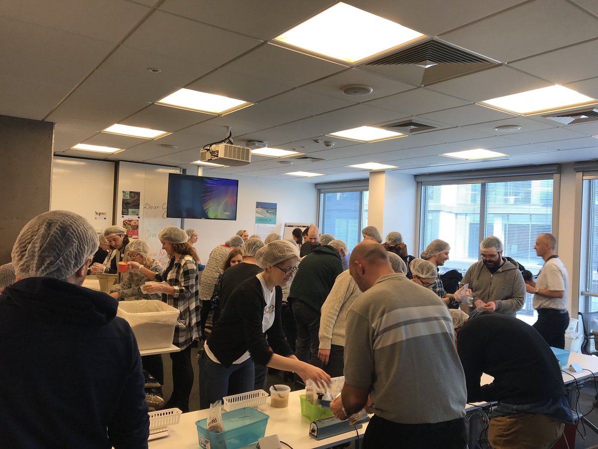 Rox_Mar12's tweet photo. Working hard at the Rise Against Hunger! 30000 meals to be packed by the end of the day! #Givingback #WeAreCisco #LoveWhereYouWork #CiscoKrakow https://t.co/BQ2Vn3Jkdk
