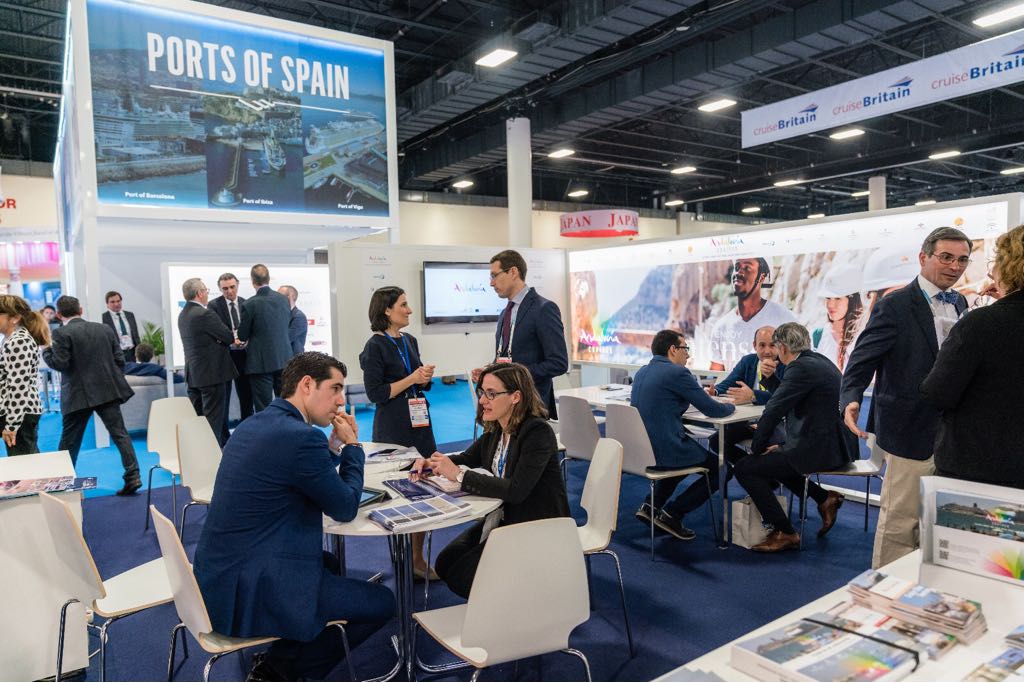 PuertosEstado's tweet photo. Deseasonalization, diversification of destinations and dropping costs for both air and sea transport, resulted in the affordability of cruises for a large segment of the Spanish population. #STCGlobal #STCGlobal2018 #PortsofSpain #SpanishPorts #StepIntoSpainThroughWorldClassPorts https://t.co/M0WKBmzeMh