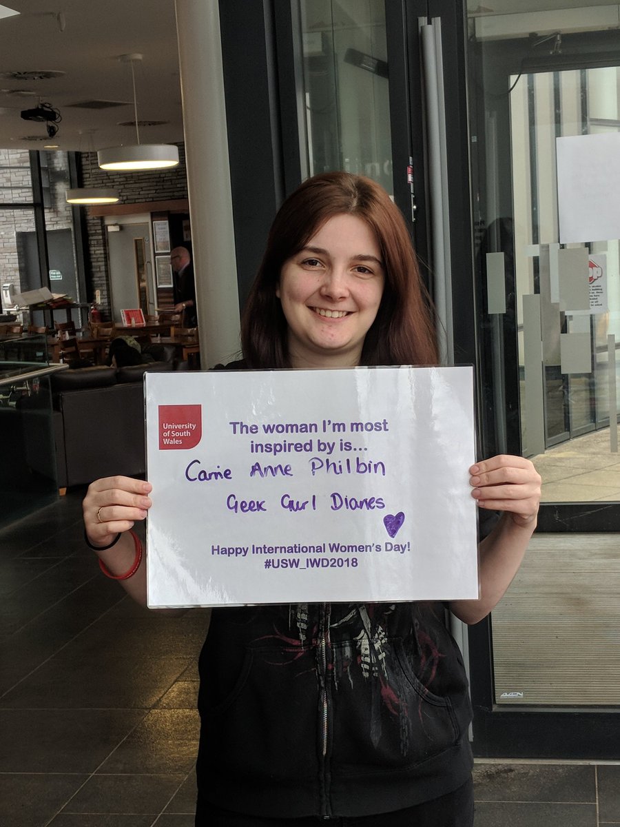 KatherineAxten's tweet image. Celebrating #internationalwomensday 
Come down to #uswsu and tell us who your inspirational woman is! 
@MissPhilbin is mine!
#USW_IWD2018 #USWSUIWD