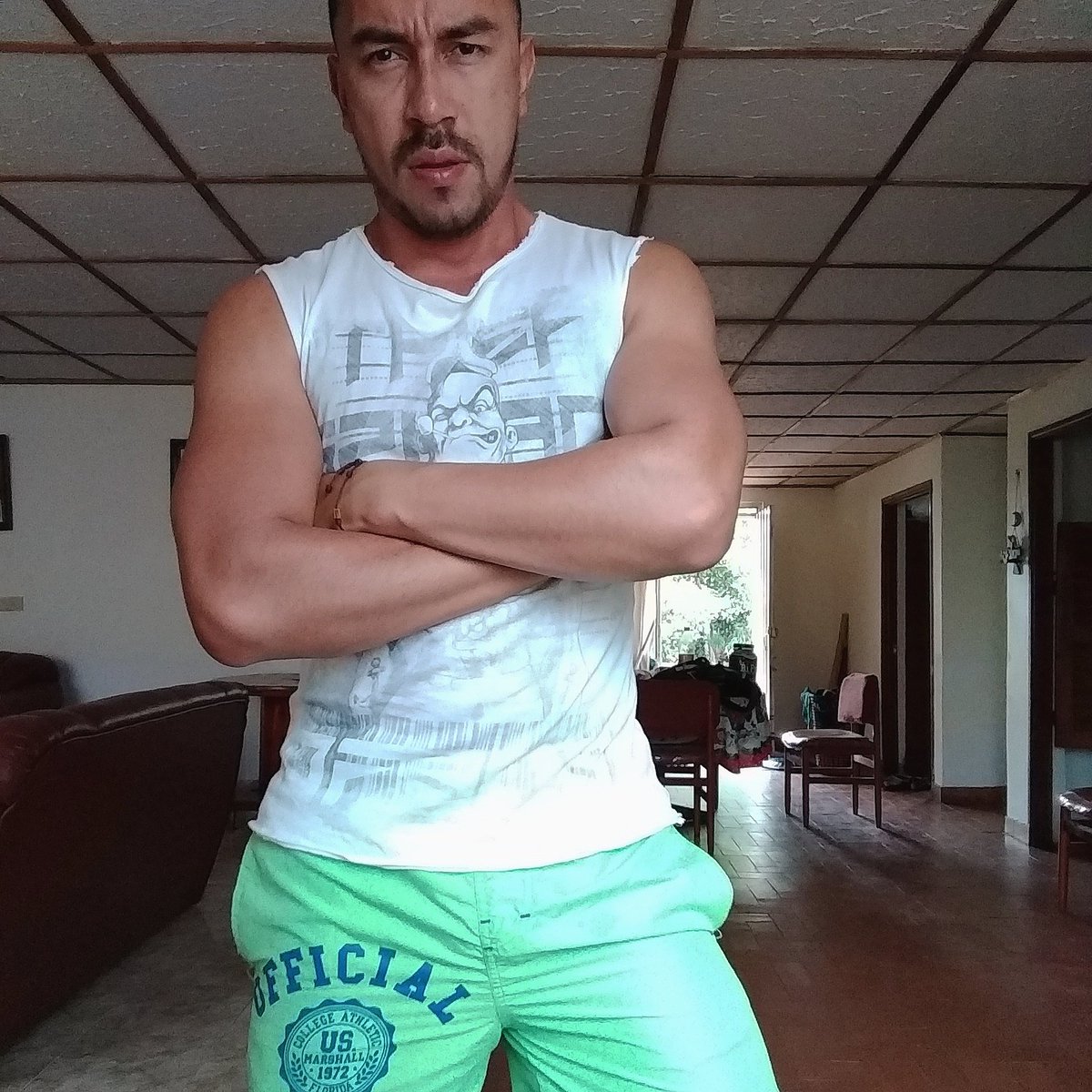 LopezUlchur's tweet photo. #gaygym #gayback #TWD8enFOX #twi #fitness #fitguy #progressgym #gayman #gaymen #gaybiceps #gaypic #picoftheday #hotboys #followforfollow #followme #instagay #hunkgay #hunk #perfectbody #gaymasculine #latino #latinboy #colombia #gay @FitGays @alvarofizzxxx @FIT @timtales_com https://t.co/cDgqaLeoOh