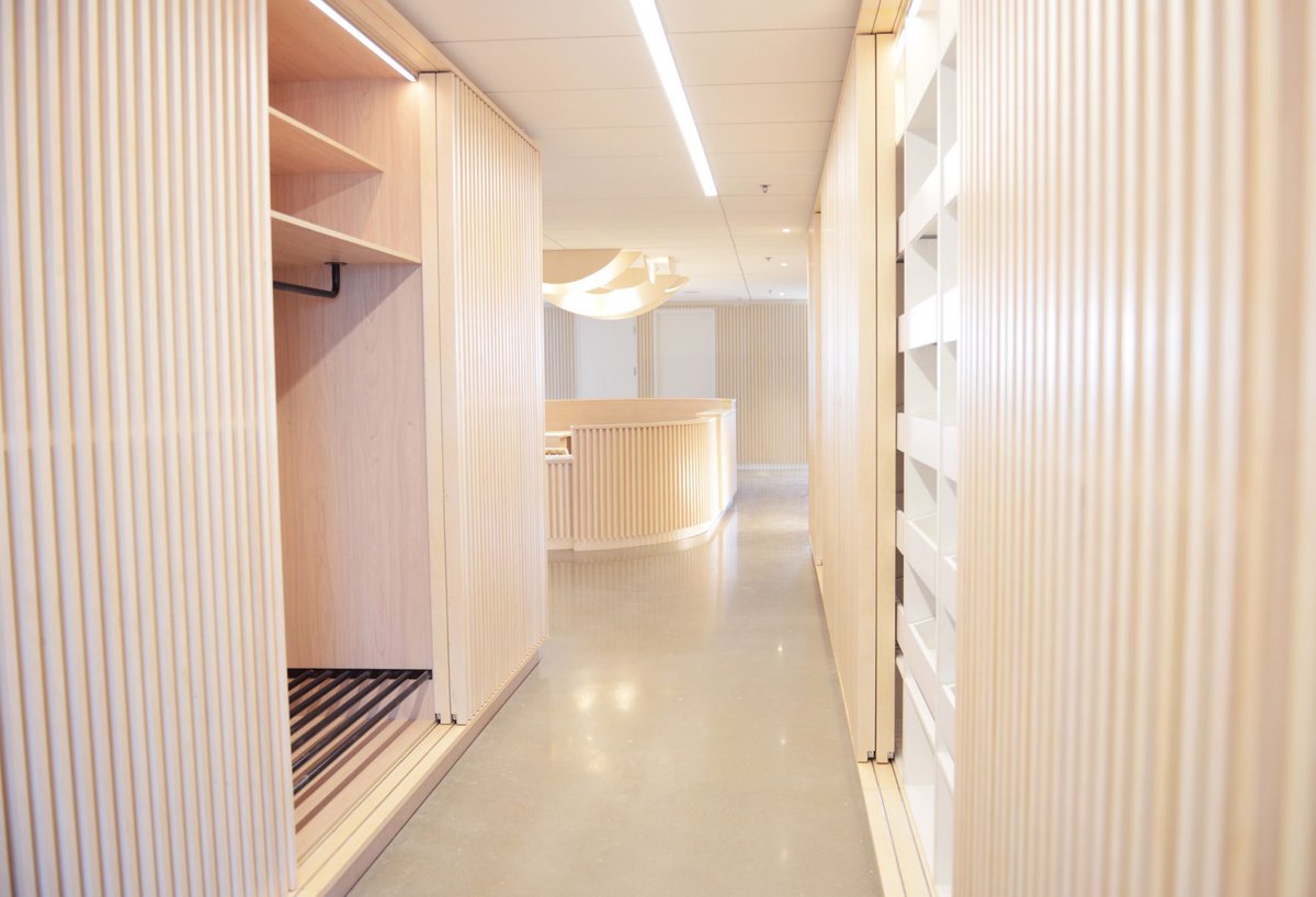 oartgroup's tweet photo. Natasha Thorpe uses timber to soften mood at Quebec dental office #O+ #Architecture https://t.co/HOp9YiykMp