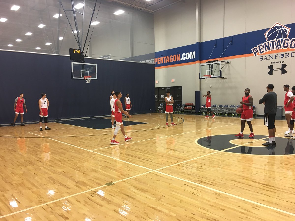 SEUFireMBB's tweet photo. 🚨🚨🚨G A M E | D A Y🚨🚨🚨
🏆 NAIA NATIONAL TOURNEY RD. 1
🏀 #BeatWarnerPacific
📍 Sioux Falls, SD
🕛 11:15 EST
⛹🏽♂️ vs. #13 Warner Pacific Knights
📺 https://t.co/bPfujm8tcf
#FlywithSEU #LockedIN🔐 https://t.co/2tVqMWHS9s