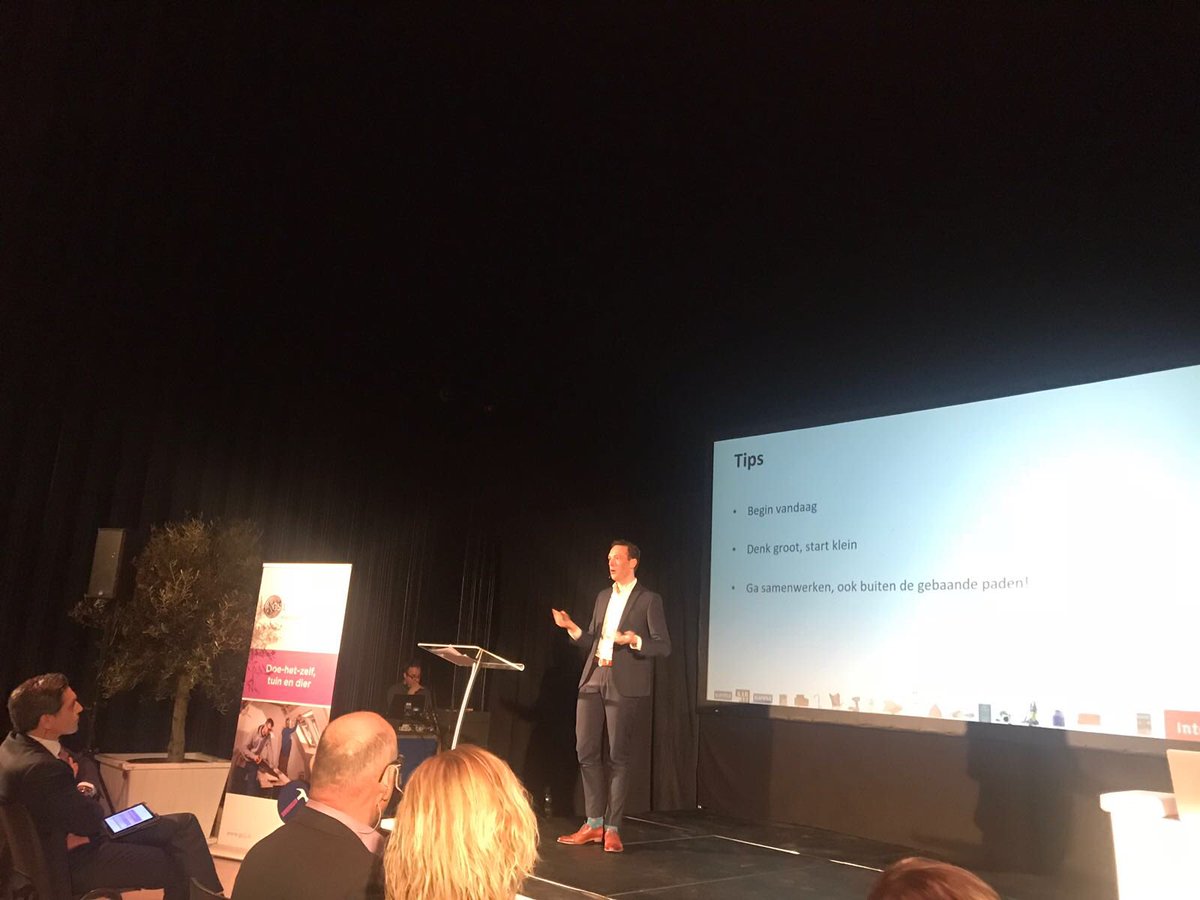 GS1nederland's tweet photo. Intergamma: Begin vandaag, denk groots maar start klein! #doehetzelf #gs1congres https://t.co/ruUdh3yh1j