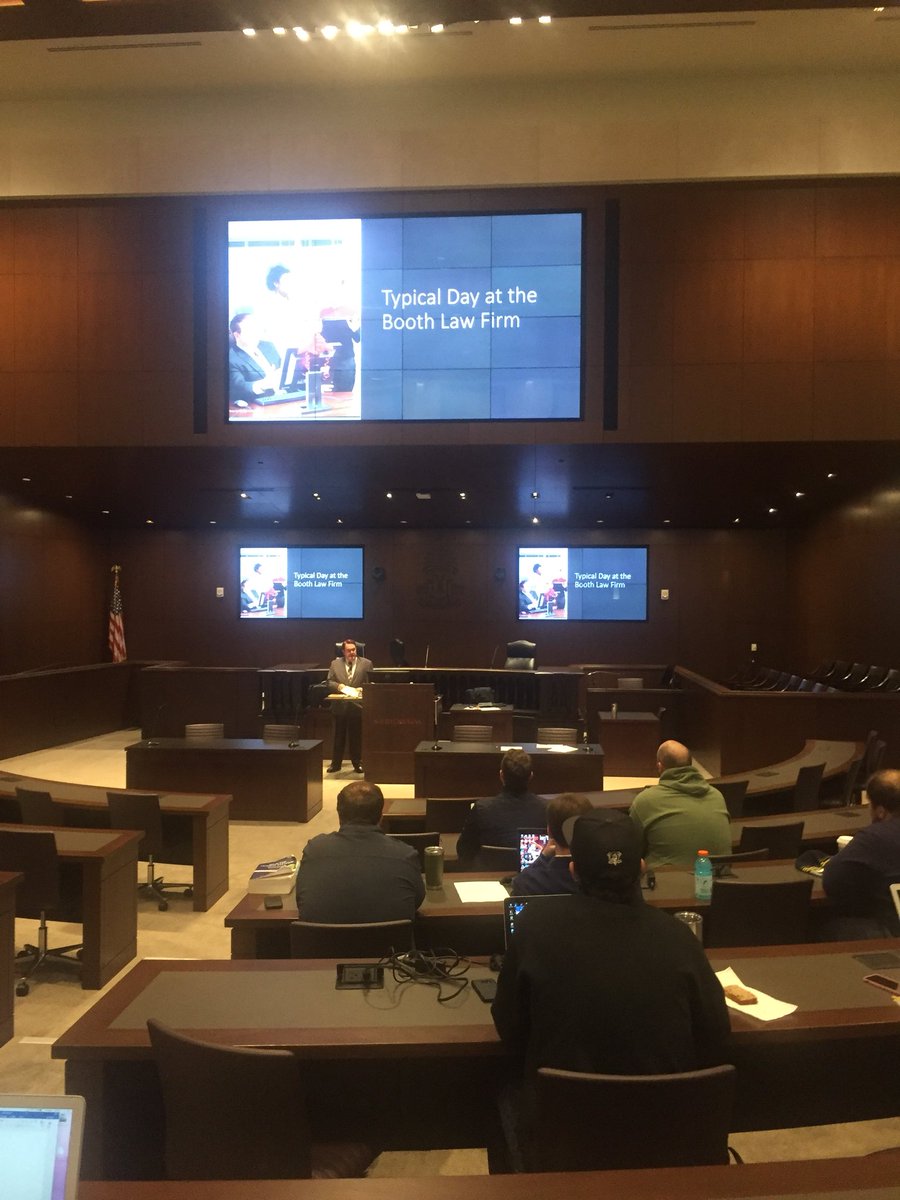 JustanITGeek's tweet image. William Booth giving his @UofSCLaw Legal IT Seminar presentation “Cloud Computing Practice Management Solutions for Lawyers” in the Karen J Williams Moot Courtroom.