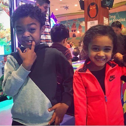 Bmr A Twitteren クリス ブラウンの娘ロイヤルティ ブラウンちゃん 3歳 と 50セントの息子サイア ジャクソンくん 5歳 T Co Qdm98xjrsx