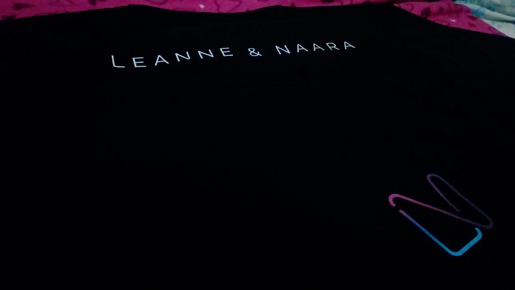 cupnoodlesrojas's tweet photo. Dumating na sila 😍❤ Thanks @CustomThreadinc for the fast transaction 😊🙌

Mas na excite ako bukas pumunta ng gig hehe. See you @LeanneAndNaara @leannemamonong @naarajoacueza 🤗👯❤ https://t.co/TveJZDEiIu