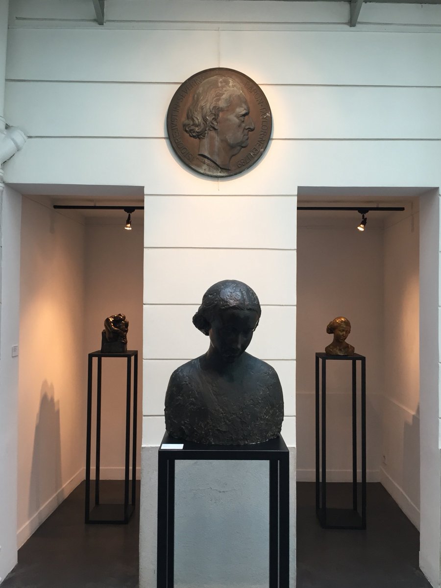 OfficielGalerie's tweet photo. #Expo Direction la Fondation Taylor pour l'exposition Les Maîtres de la Sculpture Figurative, avec entre autres des oeuvres de Robert Wlérick, Charles Despiau et Charles Malfray.
À voir du 8 mars au 12 mai ! 
Notre article >> https://t.co/EgytfPR1Rl https://t.co/FGKVVhllpb