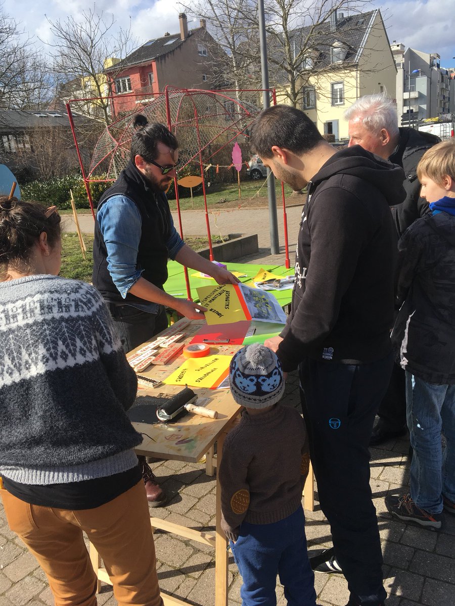 Be9s's tweet photo. Soleil et barbecue #square #nicolasappert #koenig #strasbourg #appropriation #espacepublic #aveceux avec @Horizome #bivouhack https://t.co/WWwMDnzvgF