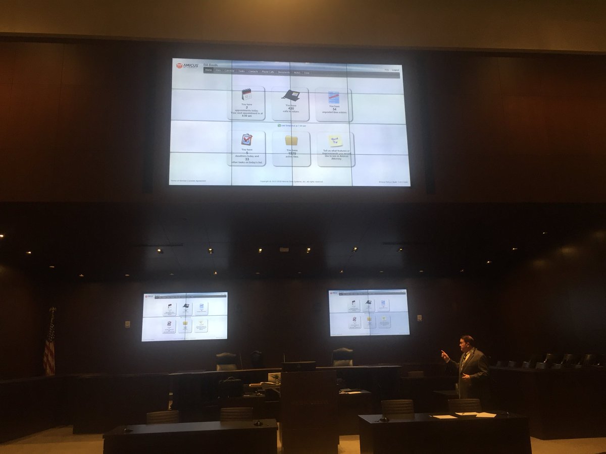 JustanITGeek's tweet image. William Booth in his @UofSCLaw Legal IT Seminar showing an example of what cloud practice management solution he uses in his office.