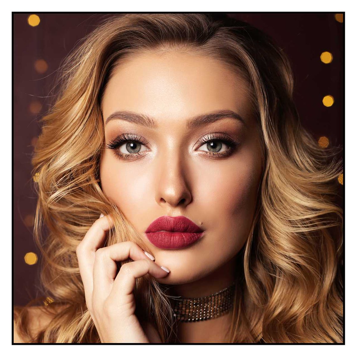 DrPreema's tweet photo. PROFHILO® is a new hyaluronic-acid injectible that put the ‘peachiness’ back into ‘parched’ skin
Get 25% off this treatment now if booked and purchased by the end of March 2018!
#Profhilo https://t.co/FGTrlwJmuU