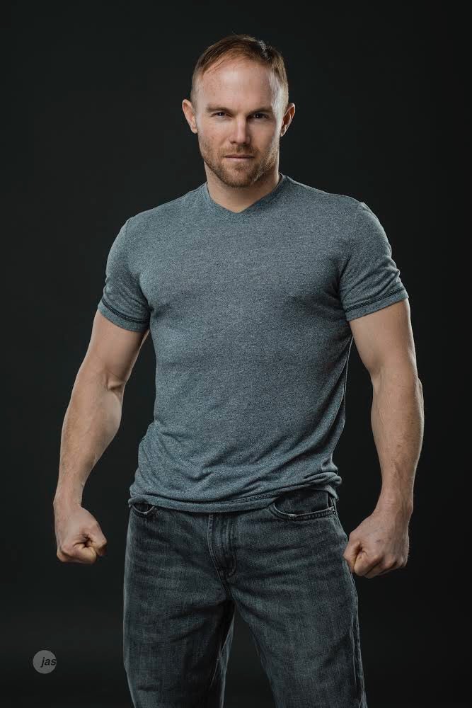 surftymes's tweet photo. Was a great #photoshoot! Thanks @JoshStringerPro   Another #session in a couple weeks!  I #Buzzed! #stuntpro #actor #sag #veteran https://t.co/DkZPClmhkK