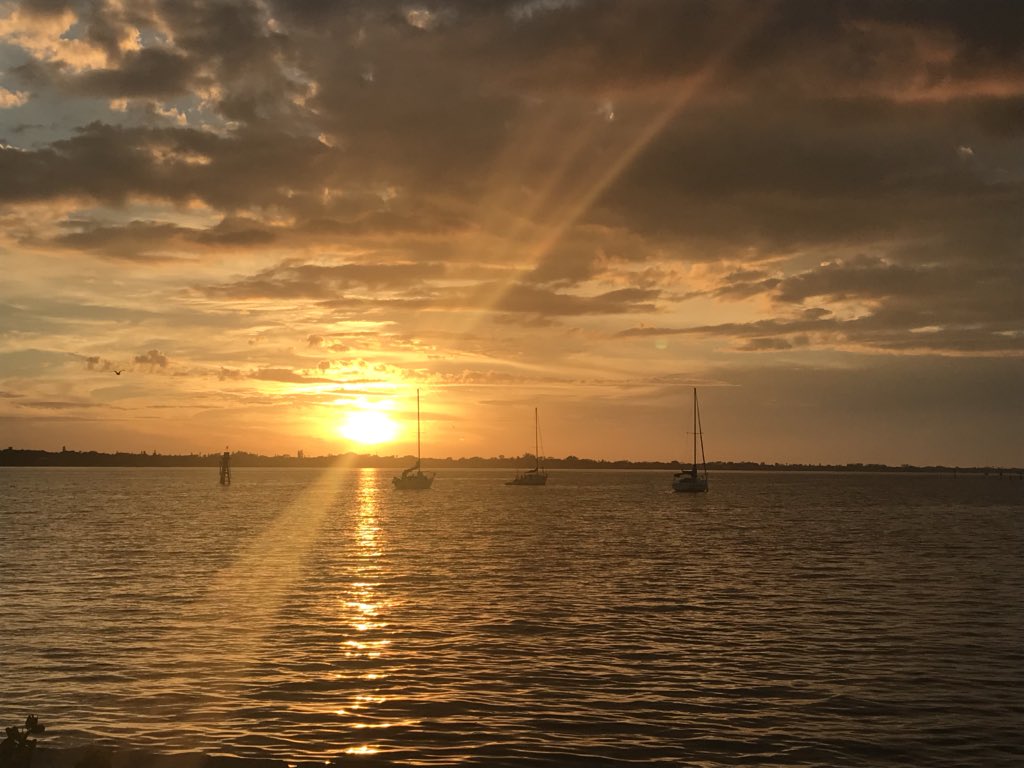 AskVBC's tweet photo. There is an Eternal Star we are born with. Our job is to not cover it up but let it shine brightly. #AskVBC https://t.co/4hM58E1HF8