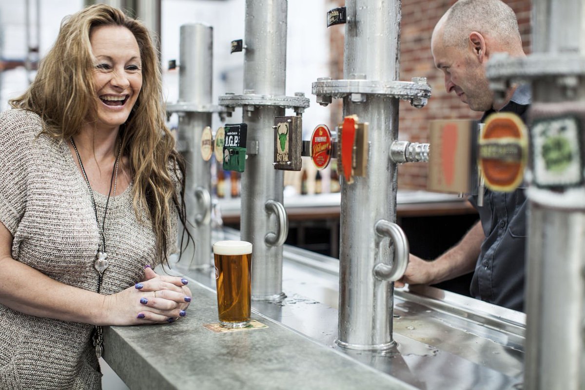 Did you know that parents are the most important influence on whether or not #children decide to #drink? Stay smart: bit.ly/aroy8V